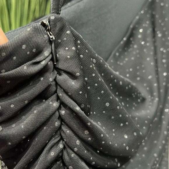 Connected appeal black dress 1 shoulder size  12  little shimmer Good Condition - Picture 8 of 10